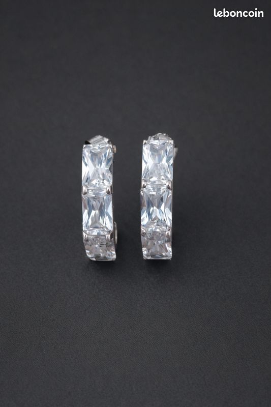 Paire De Boucles D'oreilles Créoles En Argent Massif 925 - Poinçonnées, Neuves (sans Emballage)