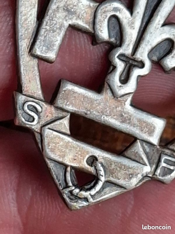 Épnglé par DaMCH sur Scouts nsgnes | Scout, nsgnes