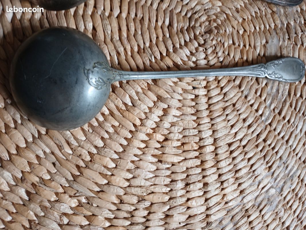 Louches et petite coupelle (image 2)