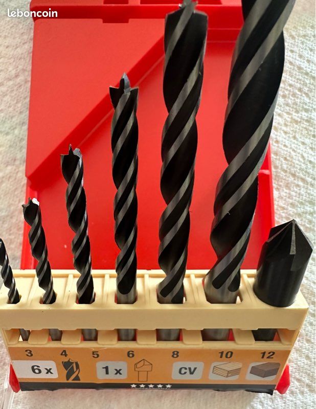 Lot 7 Forets Hélicoïdaux à Bois + Fraise Conique 90° – Kit Complet Perceuse Bois Avec Alésoir
