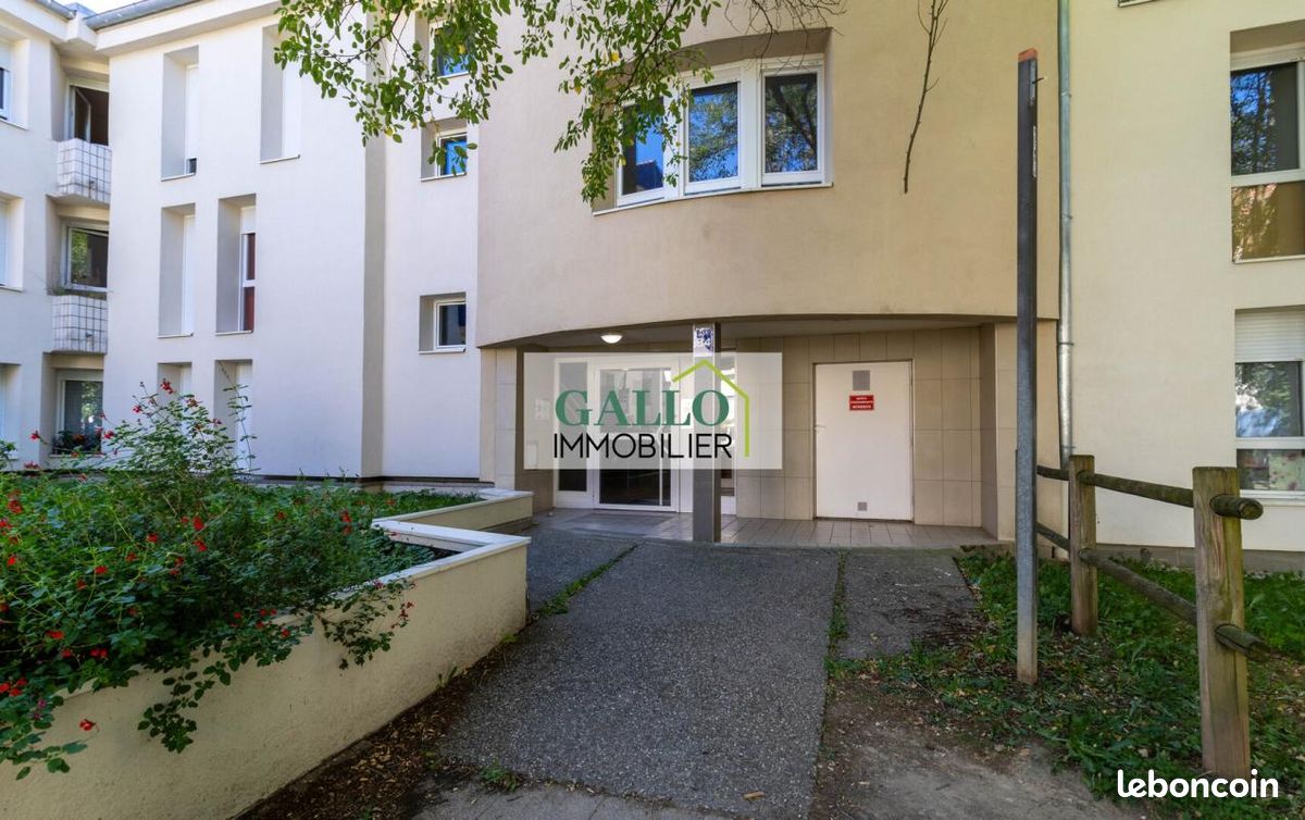 Appartement 1 pièce 33 m² · à Villefontaine · 33 m² · 540 €/mois