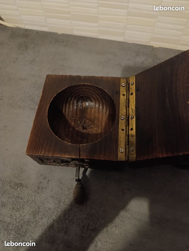 Boîte en forme de gramophone (image 7)