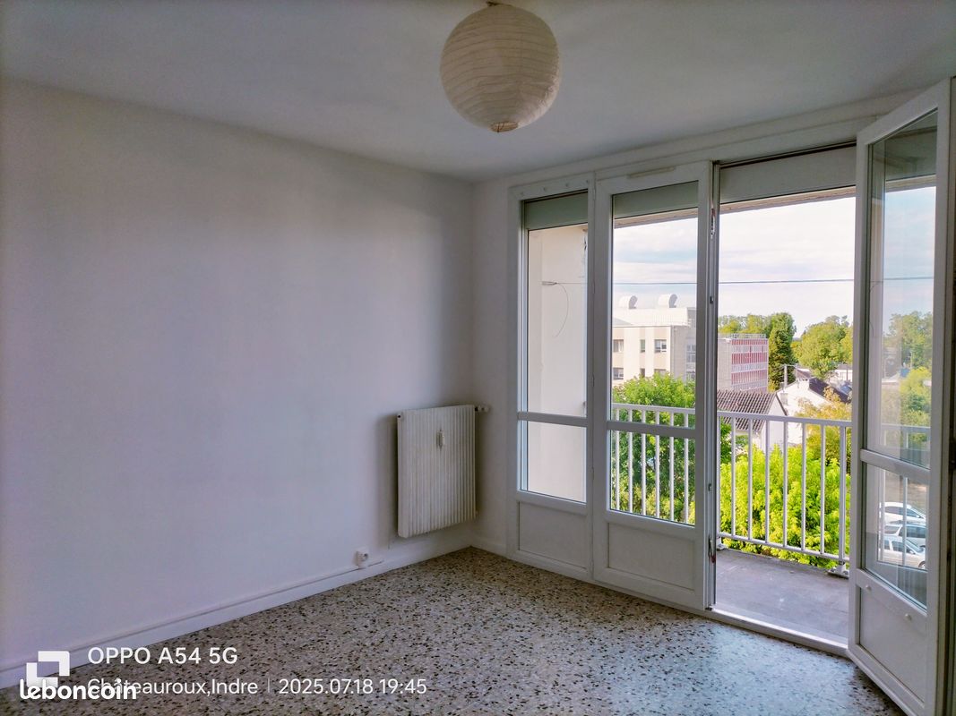Appartement 1 pièce 30 m² · à Châteauroux · 30 m² · 440 €/mois
