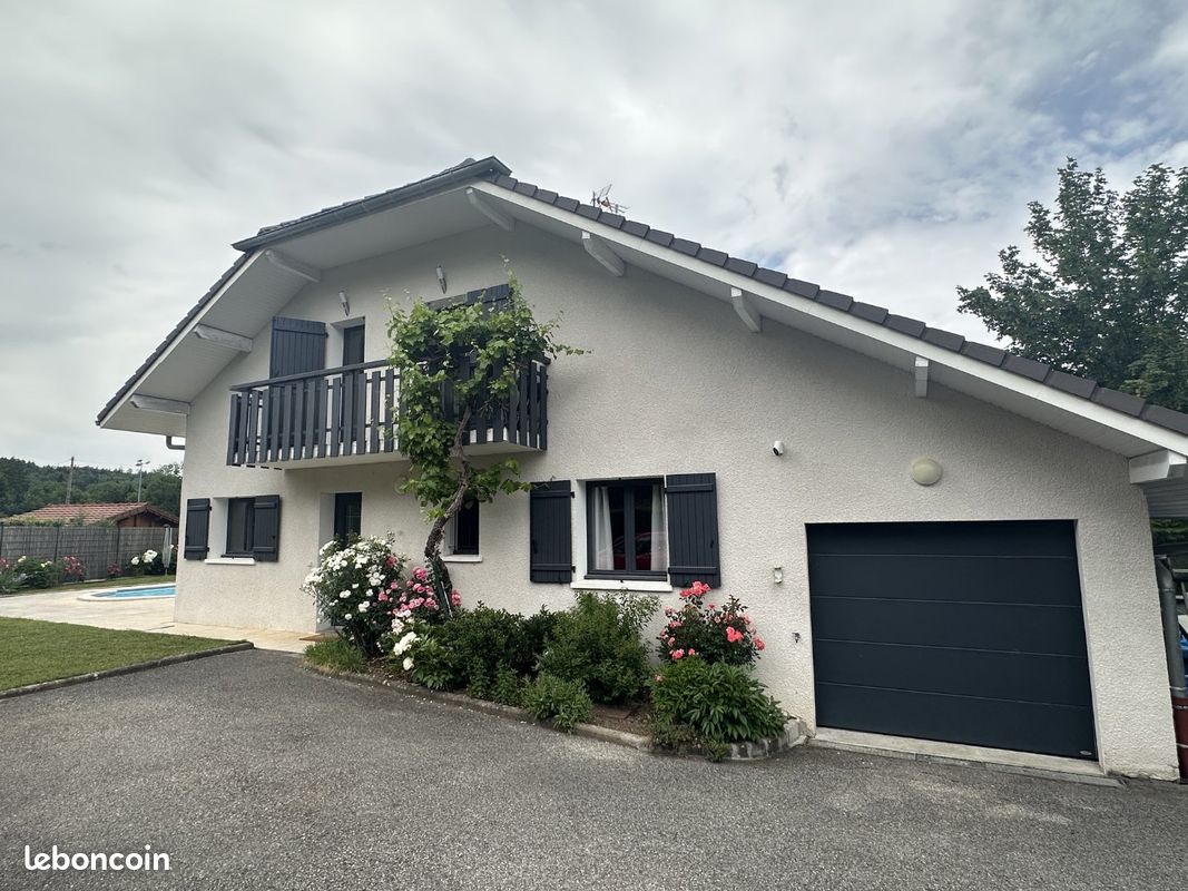Maison 6 pièces 123 m² · à Fillière · 123 m² · 675 000 €