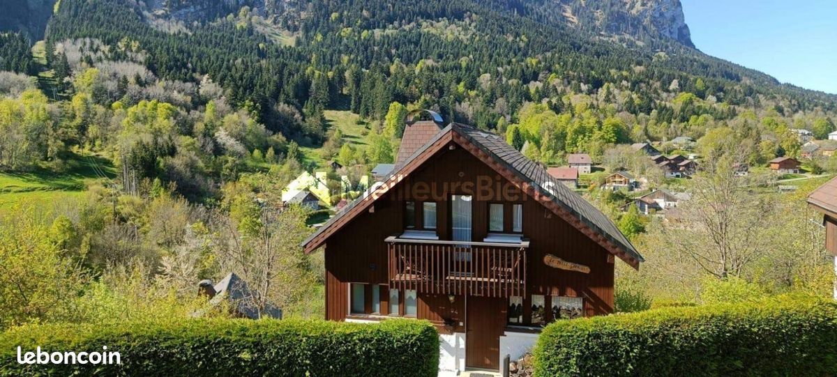 Maison 5 pièces 80 m² · à Thollon-les-Mémises · 80 m² · 375 000 €