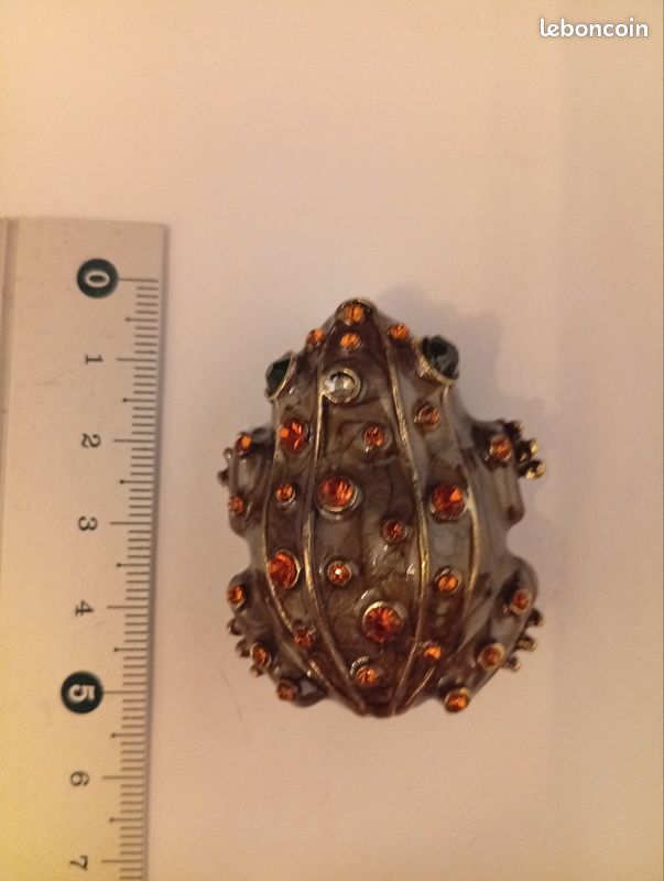 Broche Rétro Grenouille Marron/beige En Résine - Yeux Cristaux - Qualité - Occasion Très Bon état