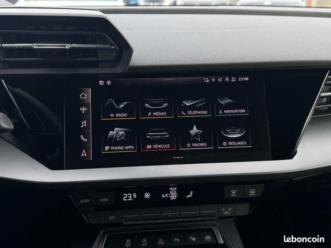 Audi A3 Berline TFSI Mild Hybrid 116 S tronic 7 Design (image 12)