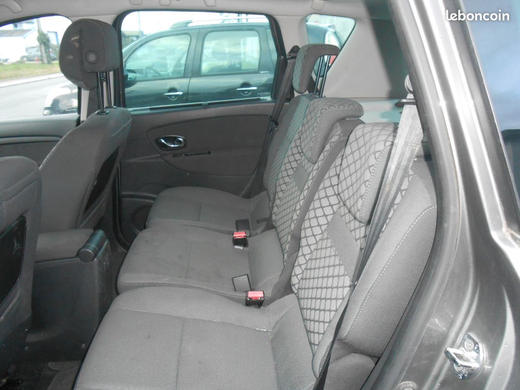 Renault Scenic 3 dci 110 15th Anniversaire (image 8)