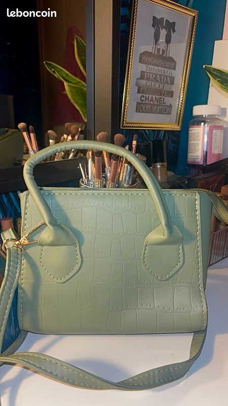 Sac Bandoulière Femme Vert Kaki - Simili Cuir Matelassé - Fermoir Verrou - Neuf
