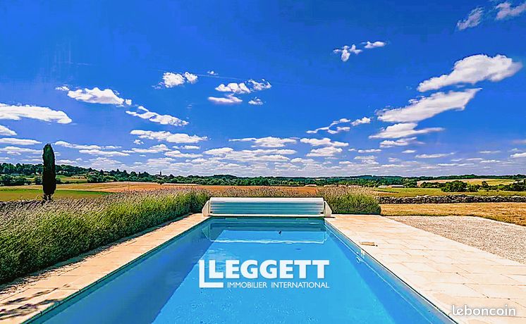 Maison 13 pièces 347 m²
