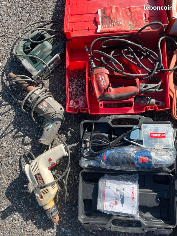 Lot d’outils visseuses - disqueuses - scie - perceuses - outils multifonctions (image 2)