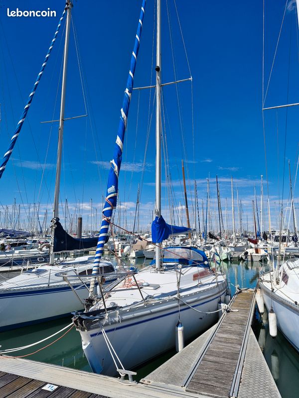 Jeanneau Aquila 28 — View photo 1