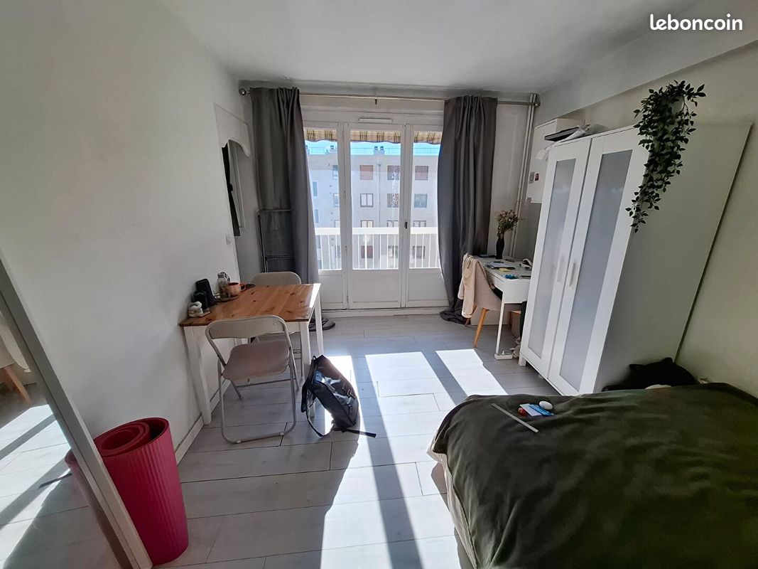 Appartement 1 pièce 21 m² · à Cachan · 21 m² · 159 000 €