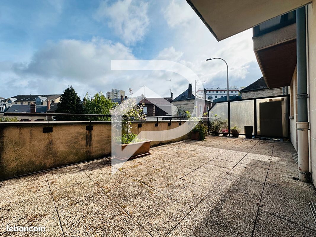 Appartement 2 pièces 47 m² · à Creil · 47 m² · 105 000 €