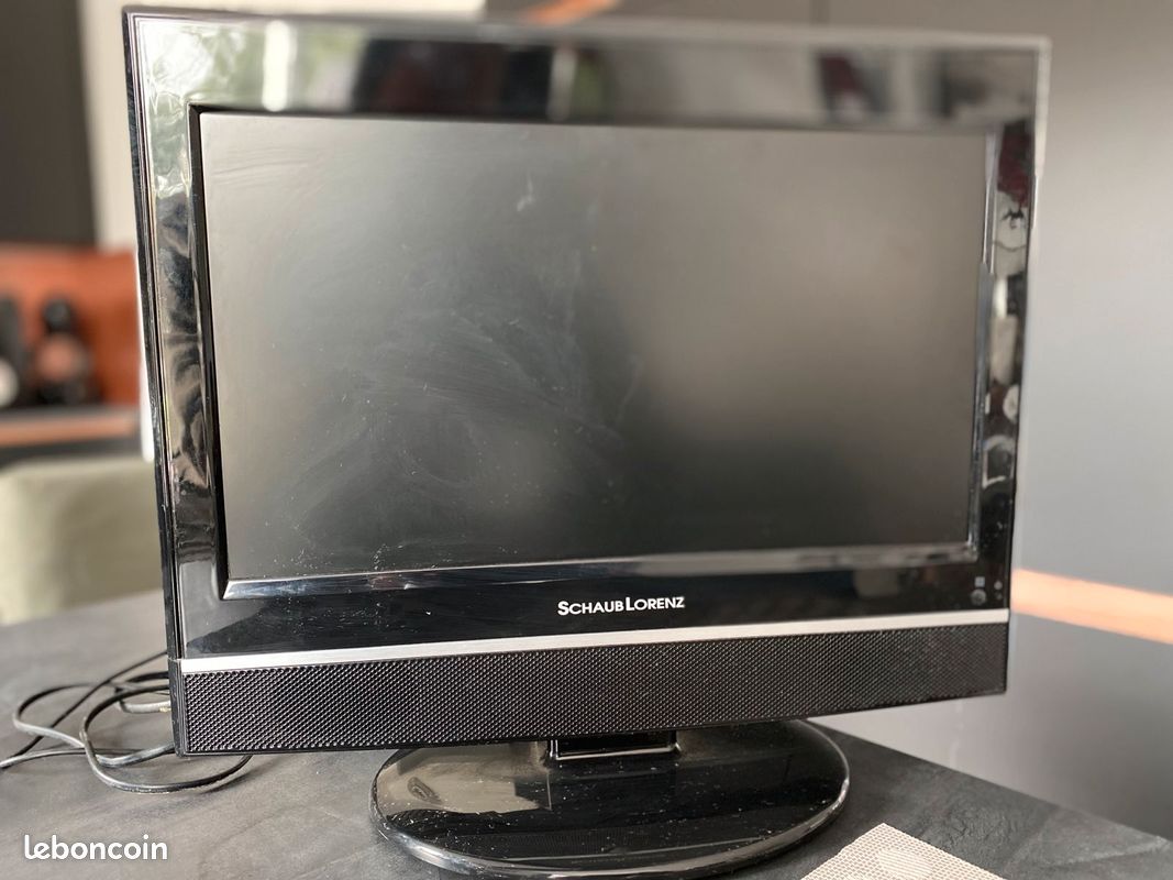 Télévision combo DVD Schaub Lorenz - LT154-110 (image 1)