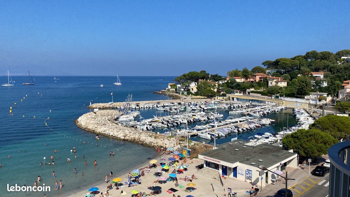 Appartement 2 pièces 40 m² · à Antibes · 40 m² · 900 €