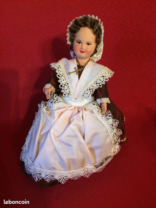Très Ancienne Poupée Petitcollin En Celluloïd - Modèle Vintage