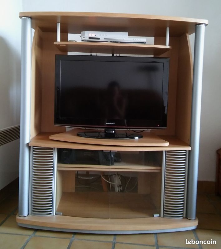 Meuble Télé à roulettes (image 1)