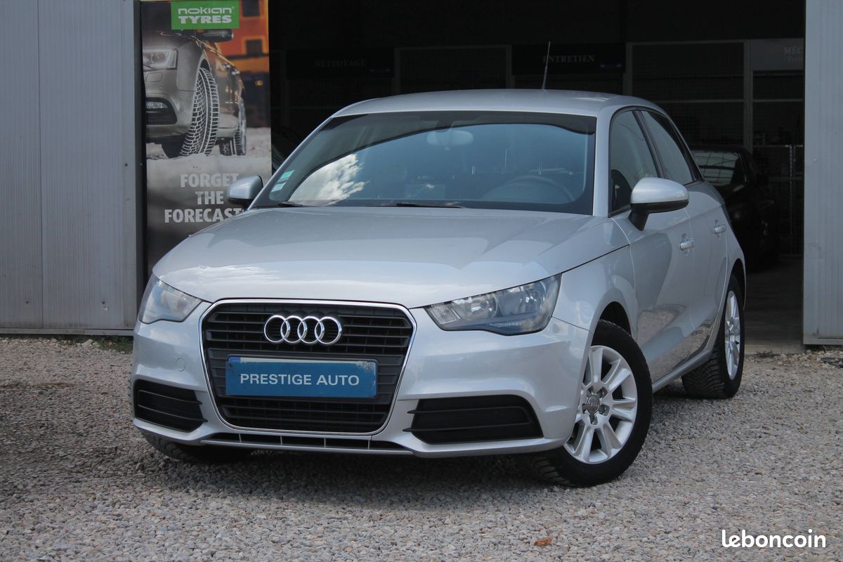 Audi A1 Sportback 1.6 TDI 16V 90cv Ambiente (image 1)