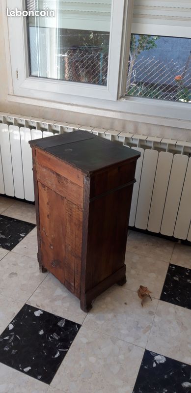 Tablette de nuit ancienne (image 4)