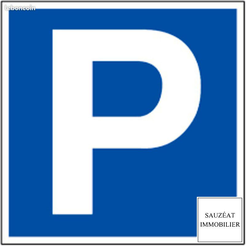 Parking/box BAGNEUX · 120 €/mois
