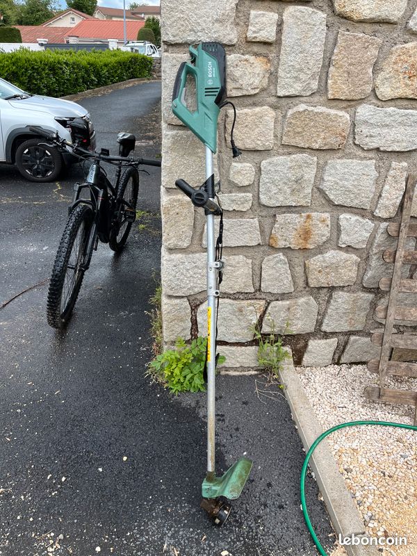 Débroussailleuse (image 2)