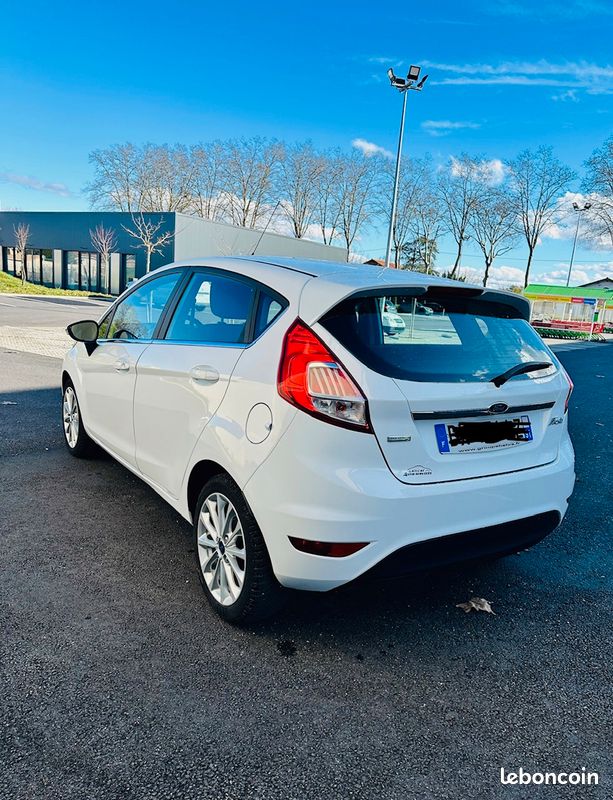 Ford Fiesta 1.0 Ecoboost 140CH Titanium (image 2)