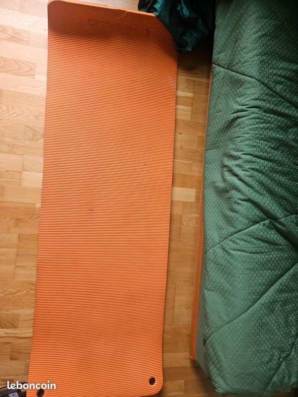 Salle de sport Fitness 3-6mm Tapis de yoga en mousse EVA antidérapant - Chine Tapis de sport et tapis de gymnastique Pilates prix