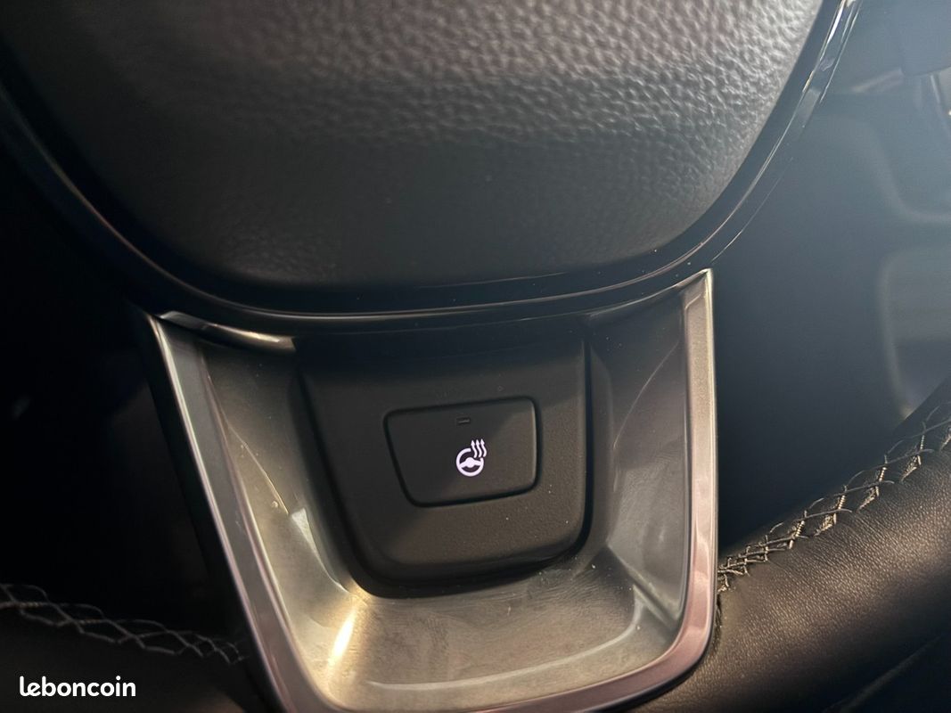 HONDA CIVIC E:HEV 2.0 i-MMD Advance - Toit Ouvrant / BOSE (image 28)