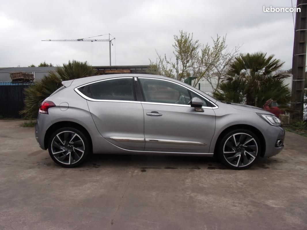 DS 4 BlueHDi 150 S&S BVM6 Sport Chic (image 4)