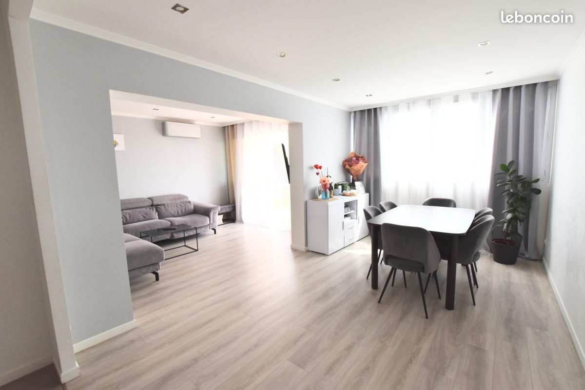 Appartement 3 pièces 75 m² · à Sainte-Foy-lès-Lyon · 75 m² · 250 000 €