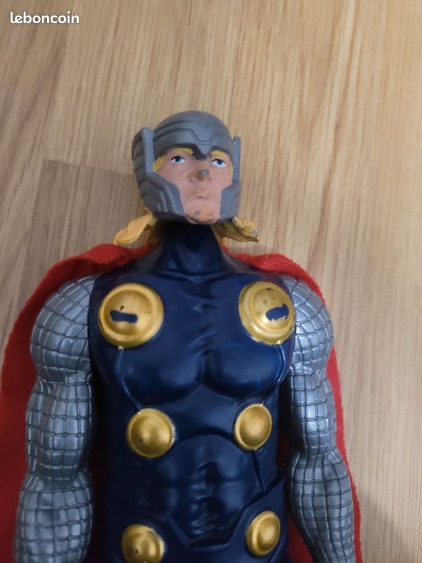 Figurine Thor env. 30 cm en bon état (image 3)