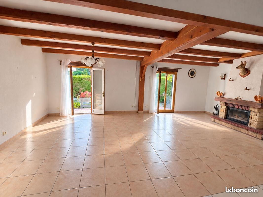Maison 4 pièces 85 m² · à Blaincourt-lès-Précy · 85 m² · 259 000 €
