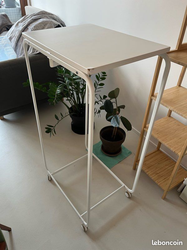 Portant penderie ikea tablette roulette (image 1)