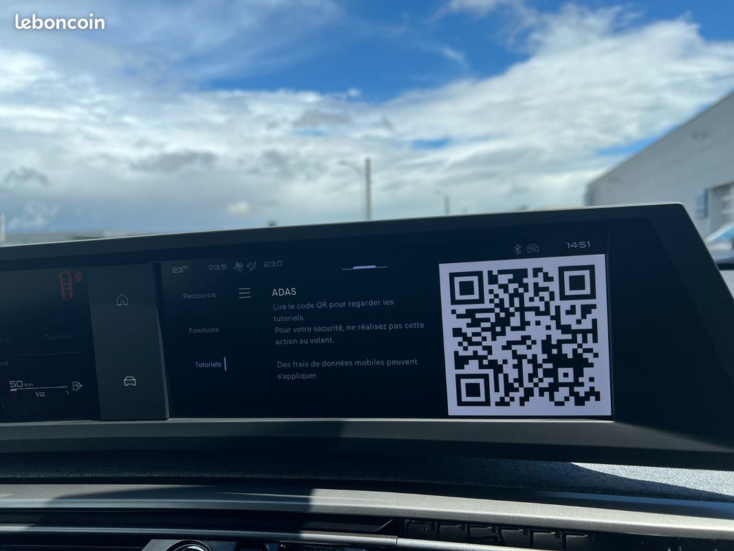 Peugeot 3008 1.2 hybrid 145 e-dcs6 allure (image 30)