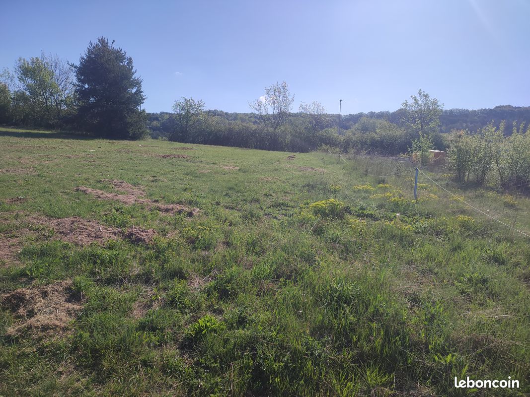 Terrain constructible de 1450 M2 · à Gap · 147 900 €