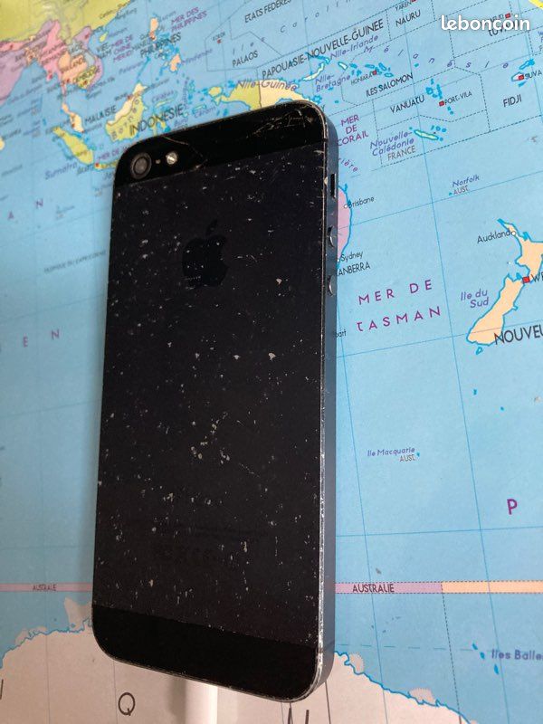 IPhone 5 noir (image 2)