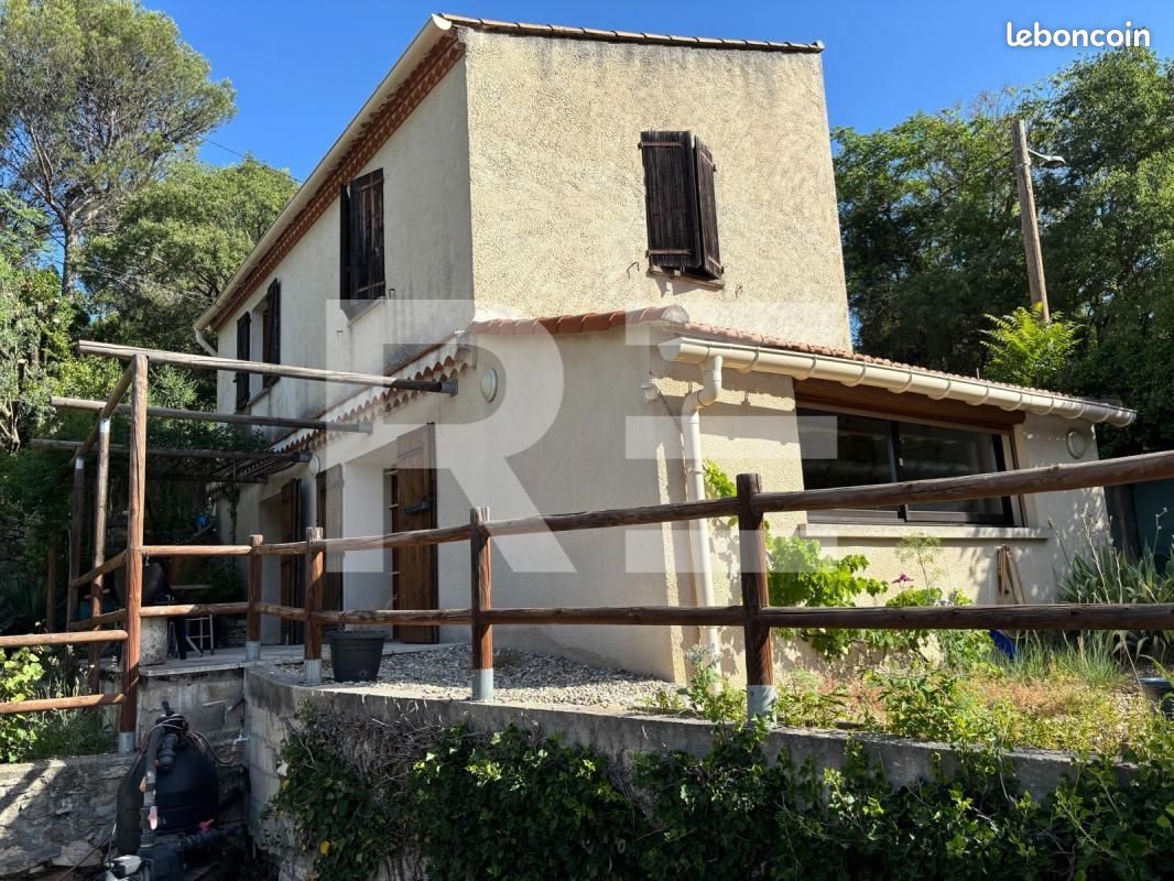 Appartement 1 pièce 40 m² · à Nîmes · 40 m² · 615 €