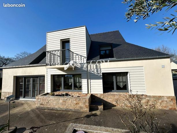 Propriété 11 pièces 175 m²