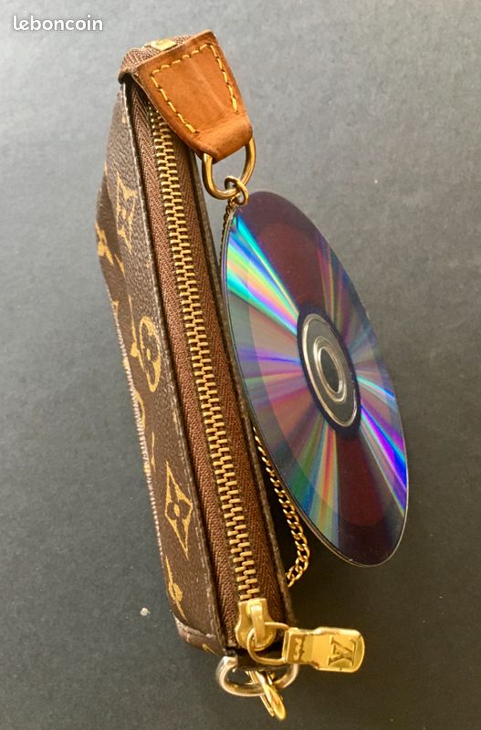 Petit sac Louis Vuitton (image 4)