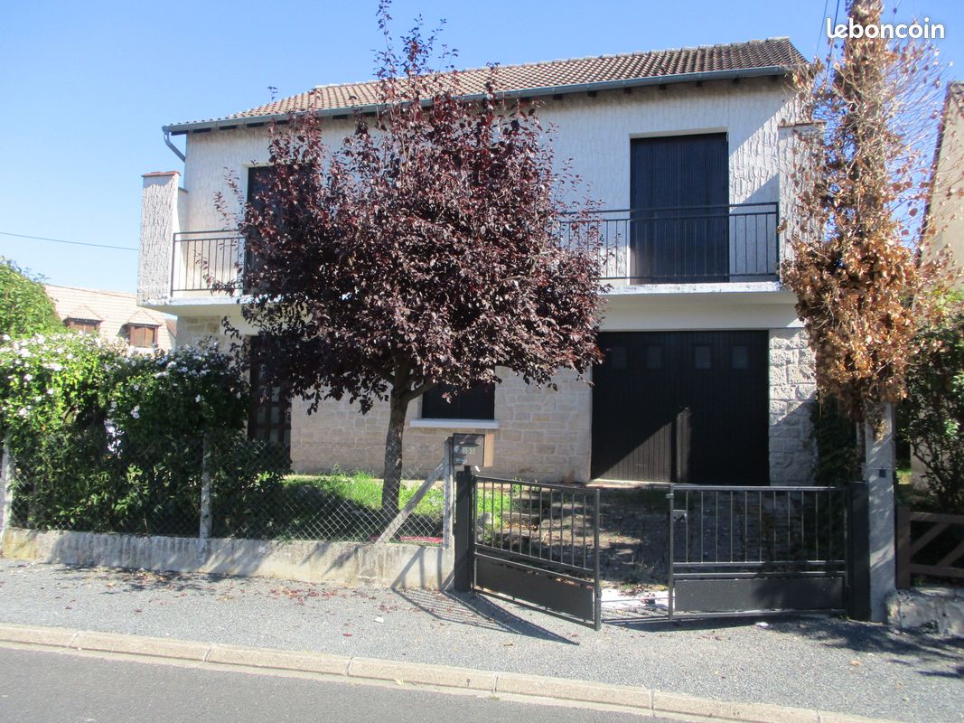 Maison 5 pièces 107 m² · à Saint-Pantaléon-de-Larche · 107 m² · 875 €/mois