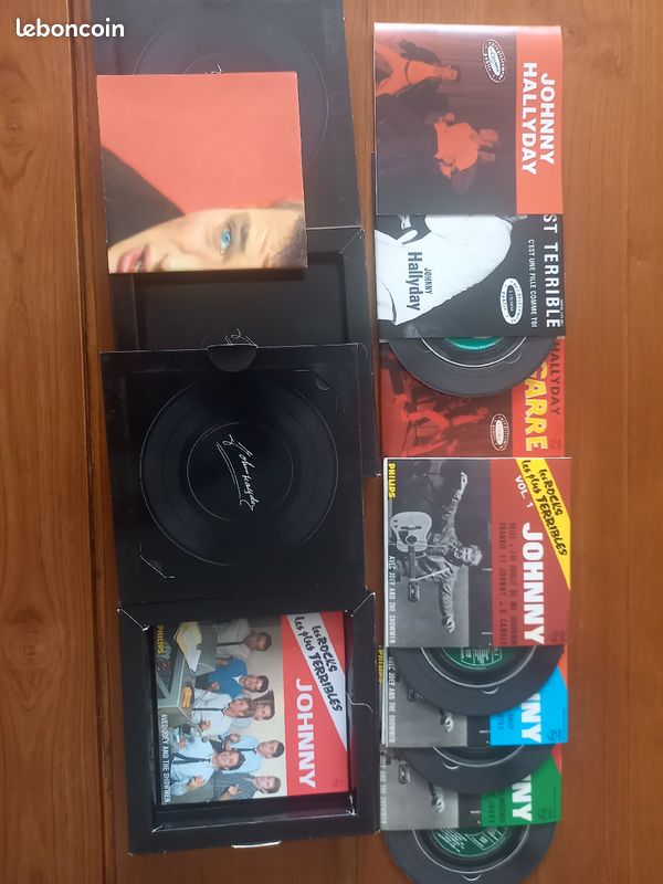 Coffret Johnny Hallyday avec les Golden Stars et Les Rocks les plus terribles.(Tirages limités) (image 2)