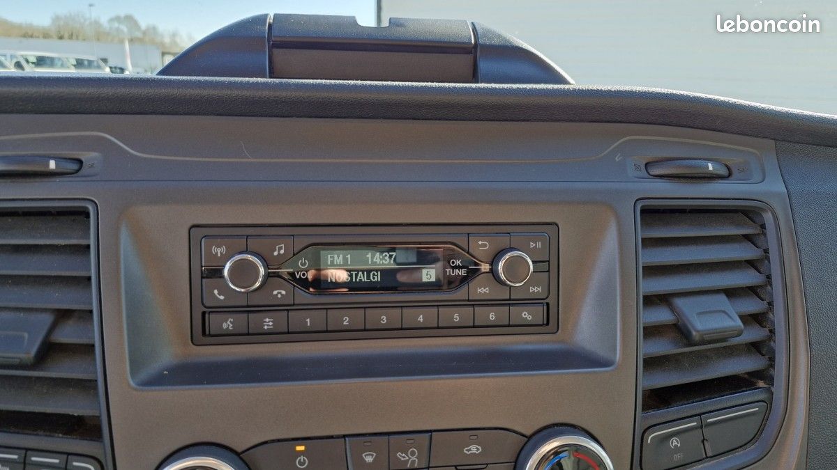 Ford Transit Custom CABINE APPROFONDIE L2H1 2.0 Ecoblue 130 Trend Business (image 9)