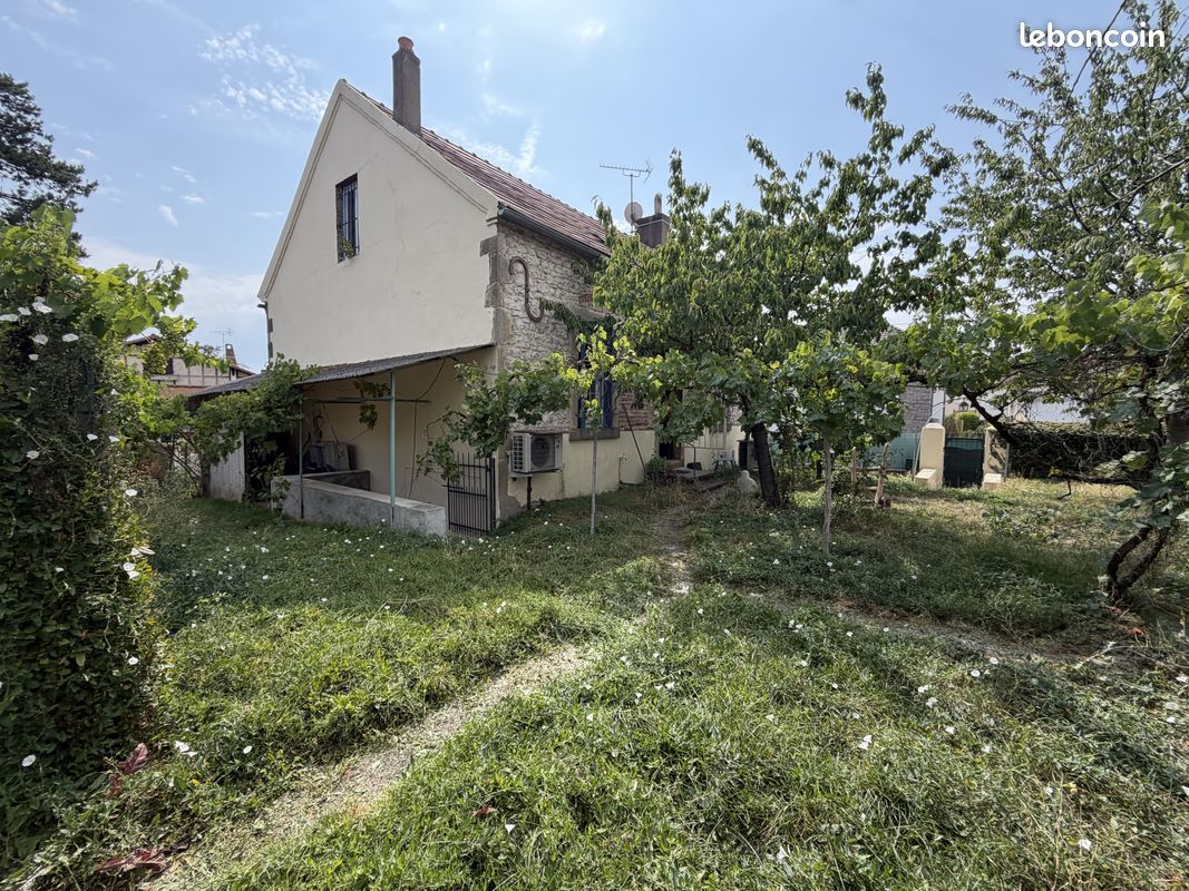 Maison 4 pièces 104 m² · à Bellerive-sur-Allier · 104 m² · 174 000 €