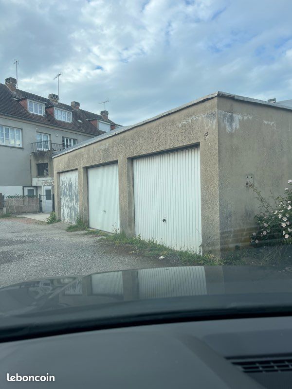 Garage · à Argentan · 45 000 €