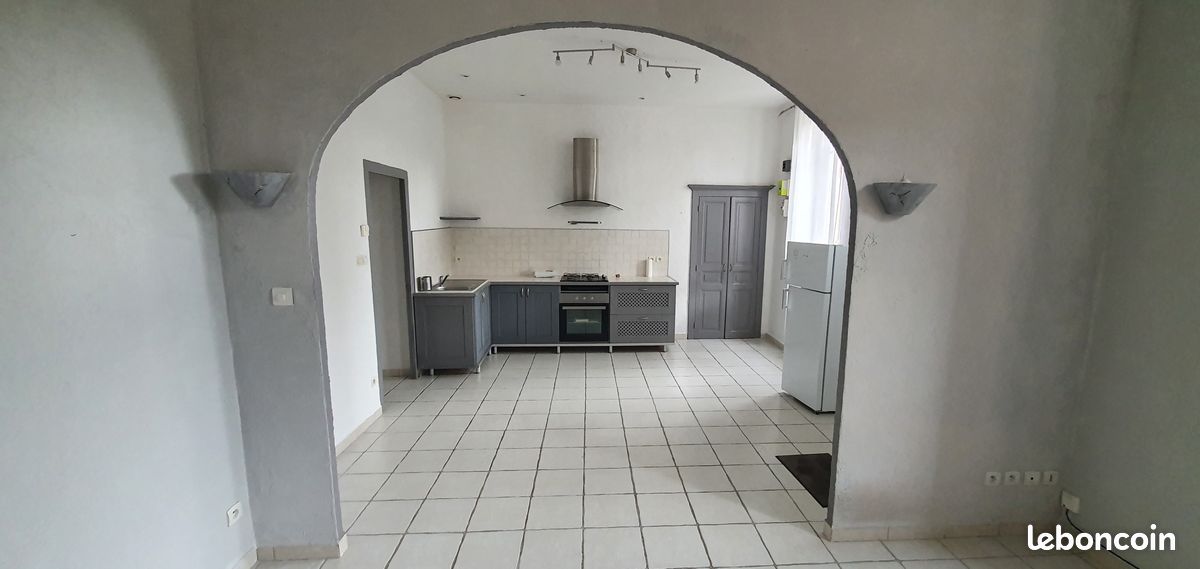 Appartement 2 pièces 50 m² · à Le Creusot · 50 m² · 500 €