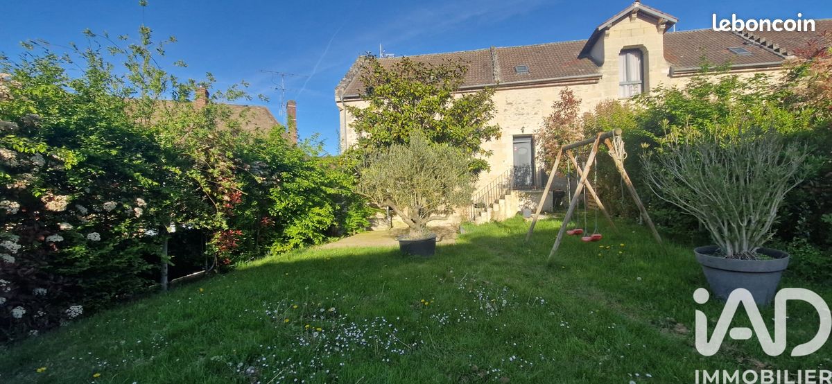 Maison 6 pièces 120 m² · à Marines · 120 m² · 372 000 €