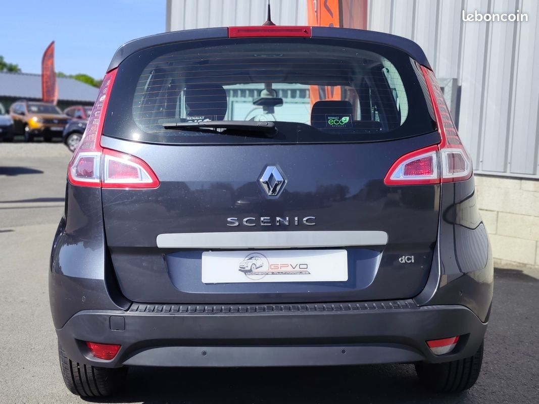 Renault SCENIC III DCI 110 FAP ECO2 DYNAMIQUE EURO 5 EDC ✅️ Révisé / Boite Automatique / Freins Avant et Arrière neufs / 4 pneus neufs / Garantie✅️ (image 5)