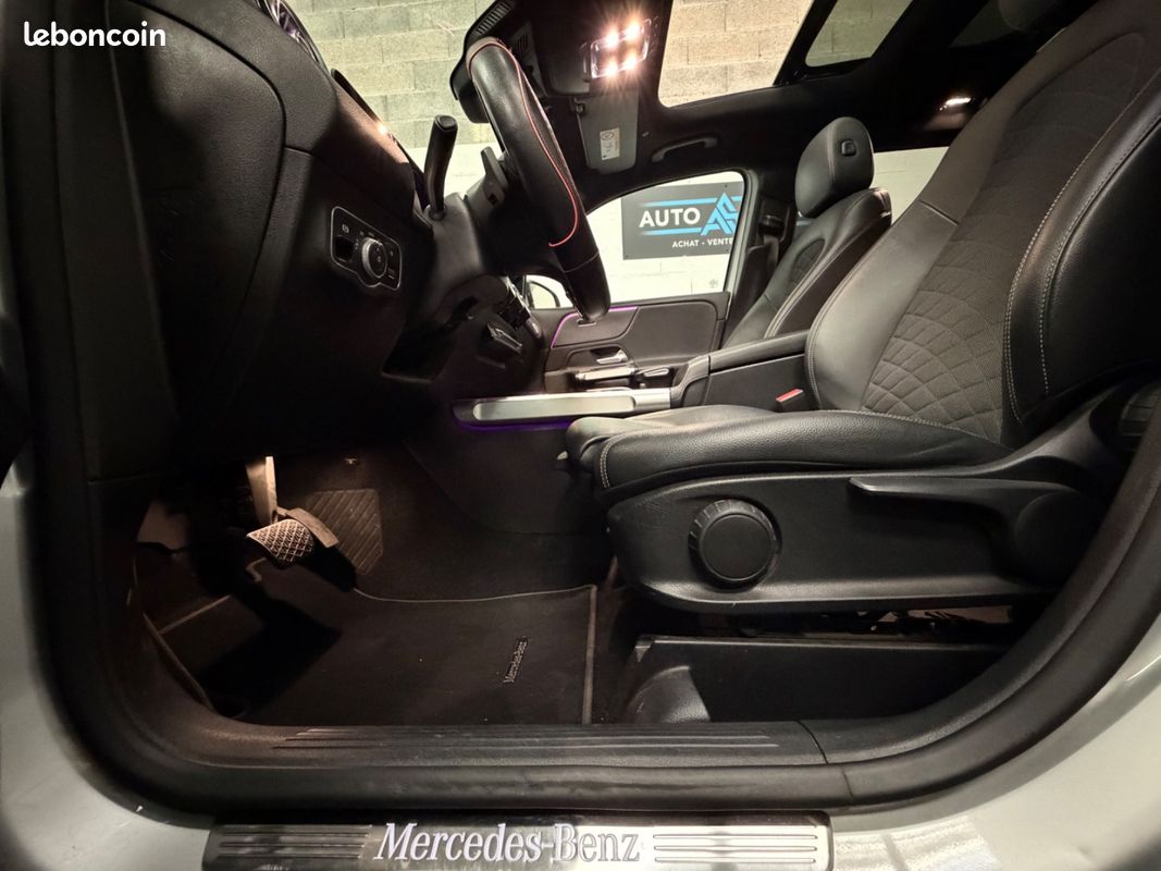 Mercedes GLB 200 d 8DCT / TOIT OUVRANT PANO / SIEGES CHAUFFANTS AV / GRAND ECRAN / CAMERA RECUL / 7 PLACES (image 22)