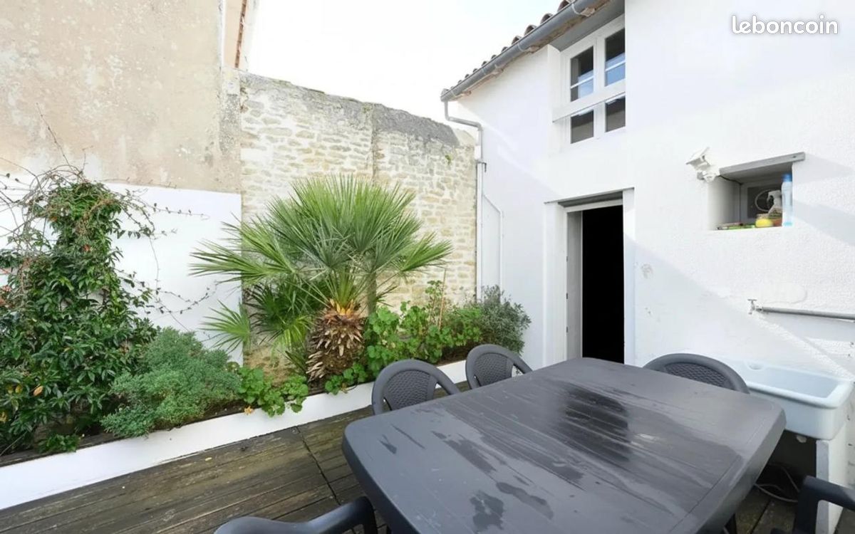 Maison 6 pièces 148 m² · à Ars-en-Ré · 148 m² · 576 300 €